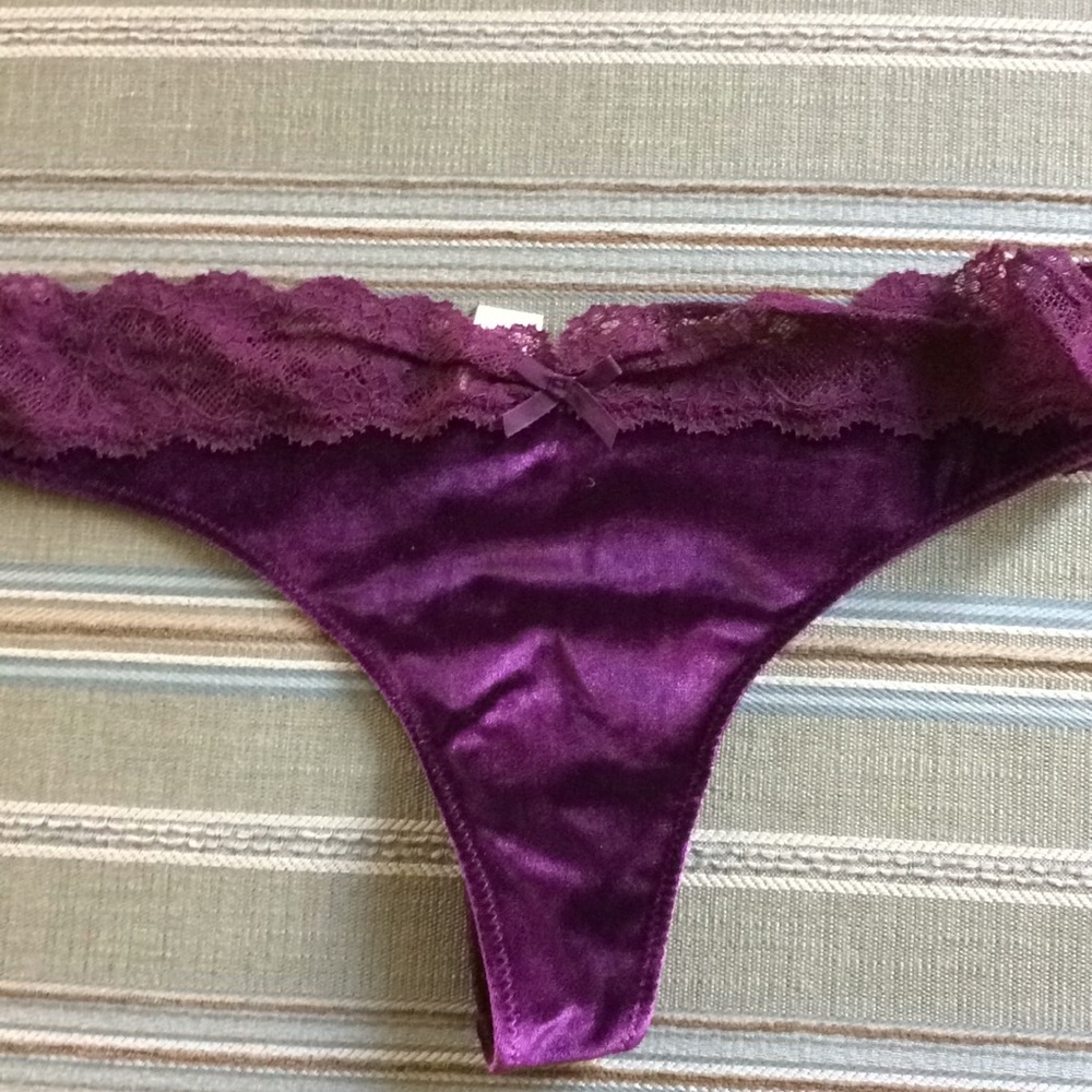 New velvet and lace plum thong,Victoria secret